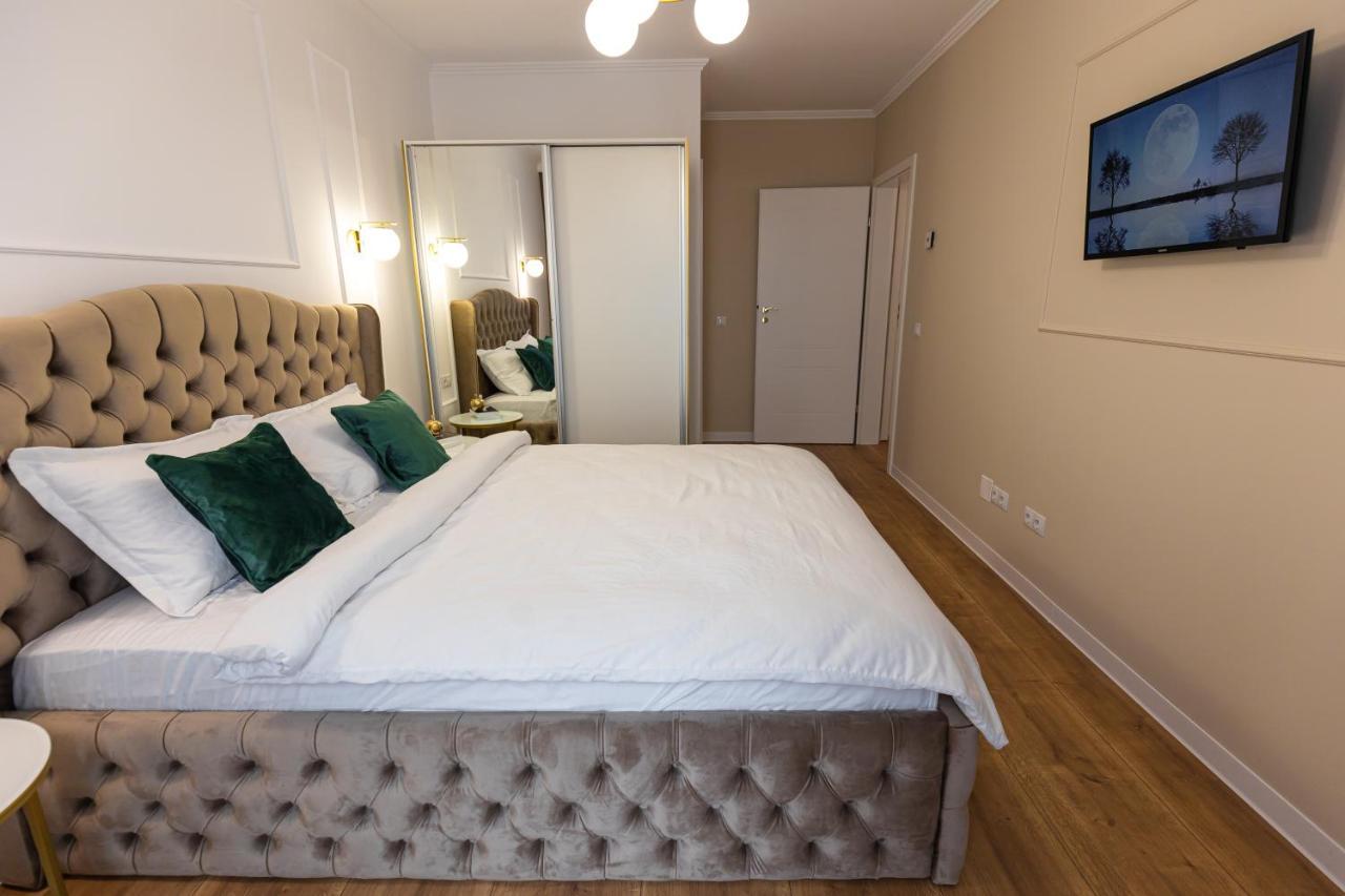 Moon Luxury Apartment - Sunset View Клуж-Напока Екстериор снимка